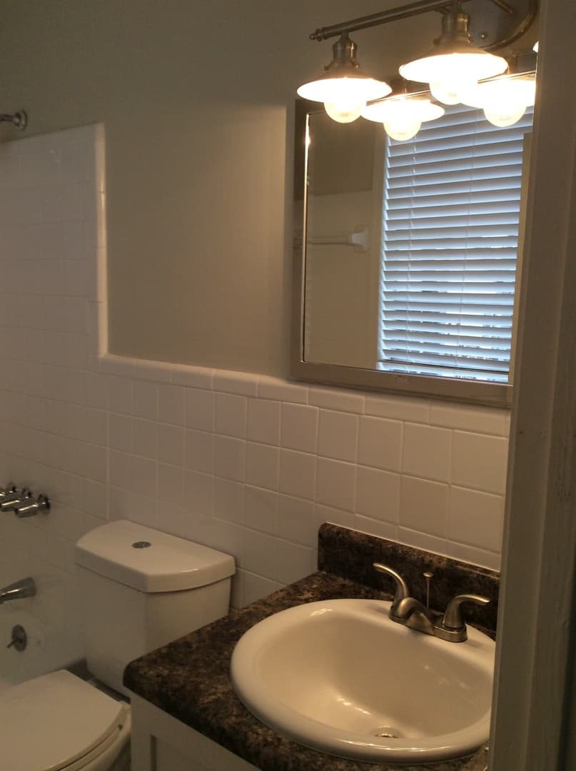 Atlanta Apartment: 565 Langhorn St