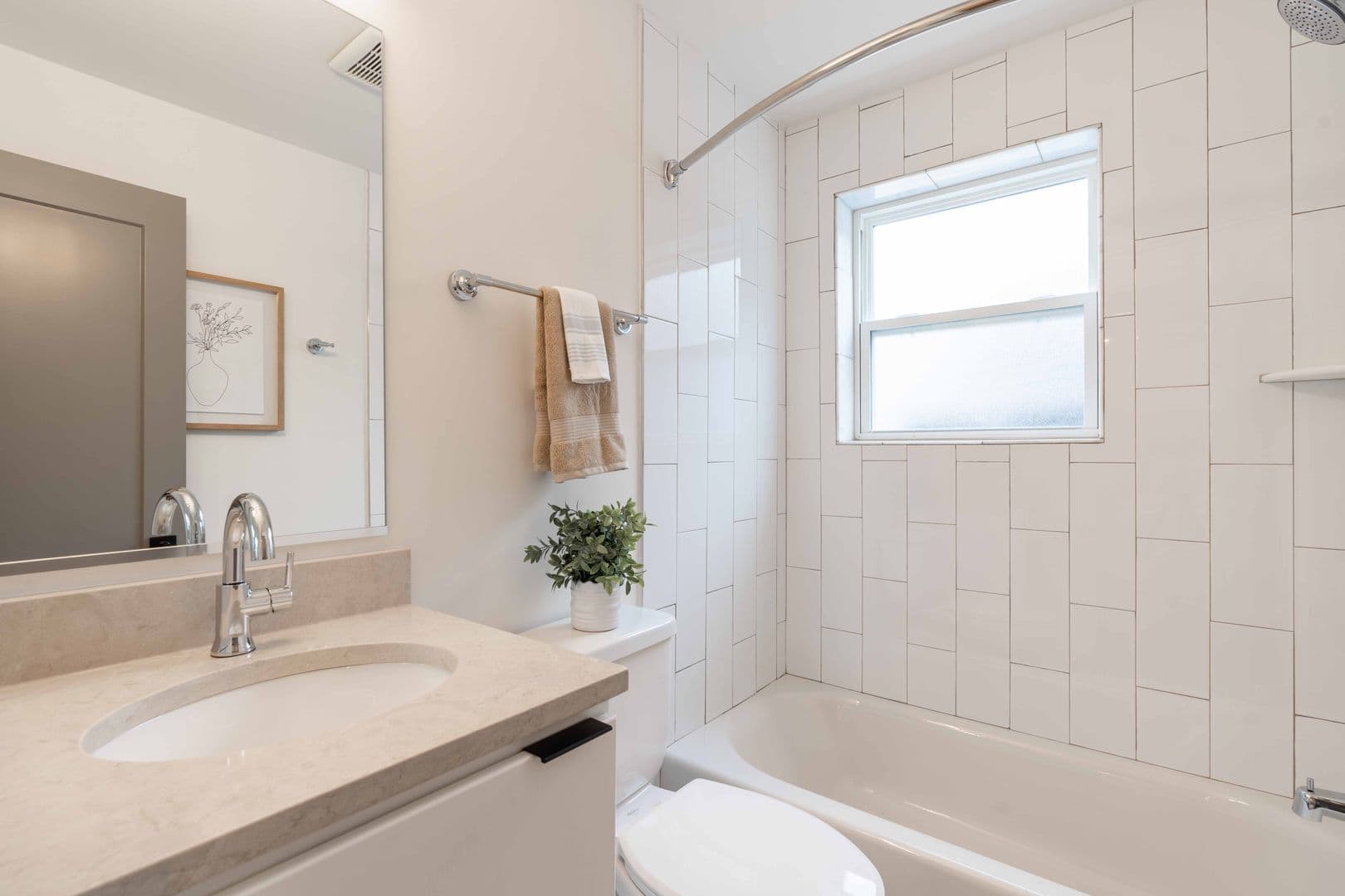 Atlanta Apartment: 1200 14th Place