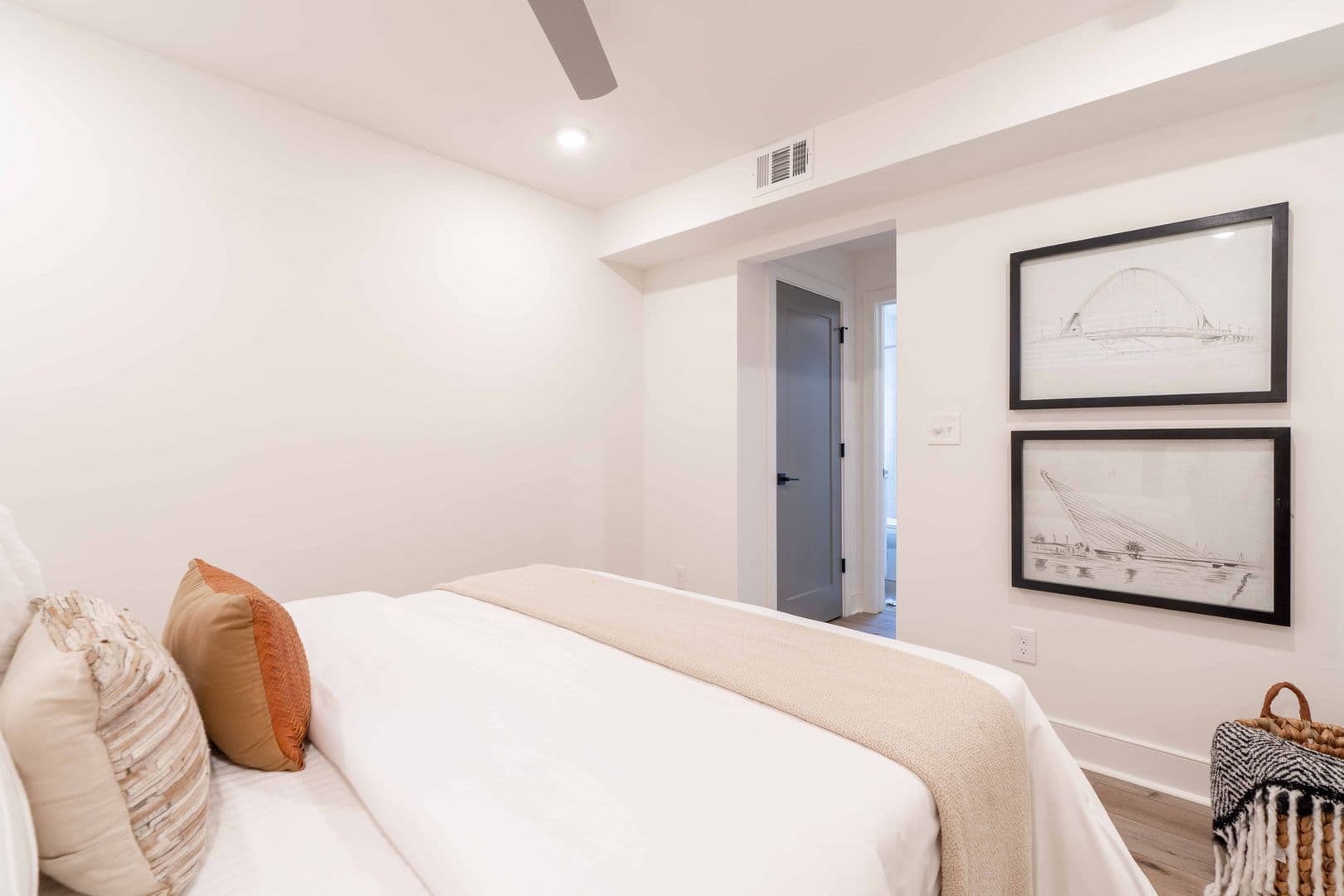 Atlanta Apartment: 1200 14th Place