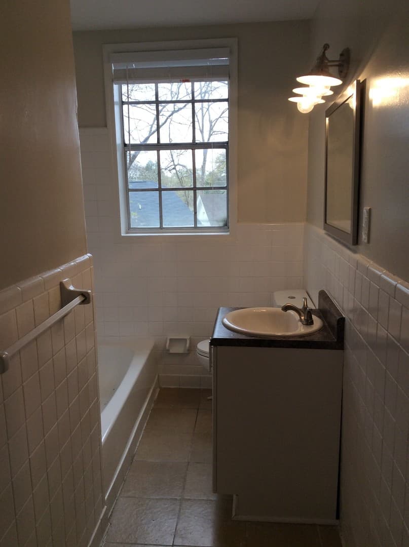 Atlanta Apartment: 565 Langhorn St