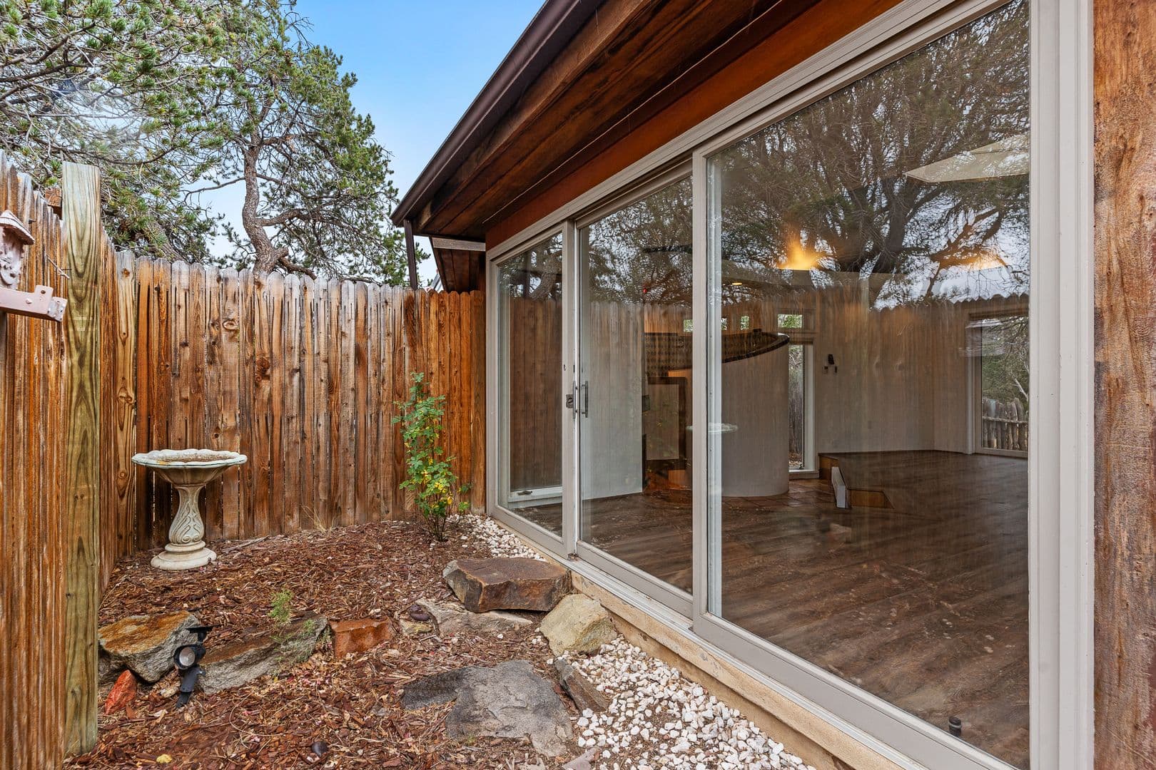 Santa Fe House: 138 Ridgecrest Drive