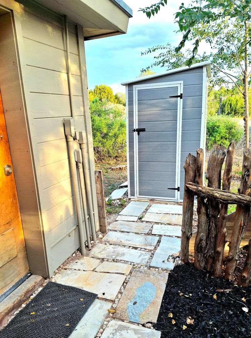 Santa Fe House: 138 Ridgecrest Drive