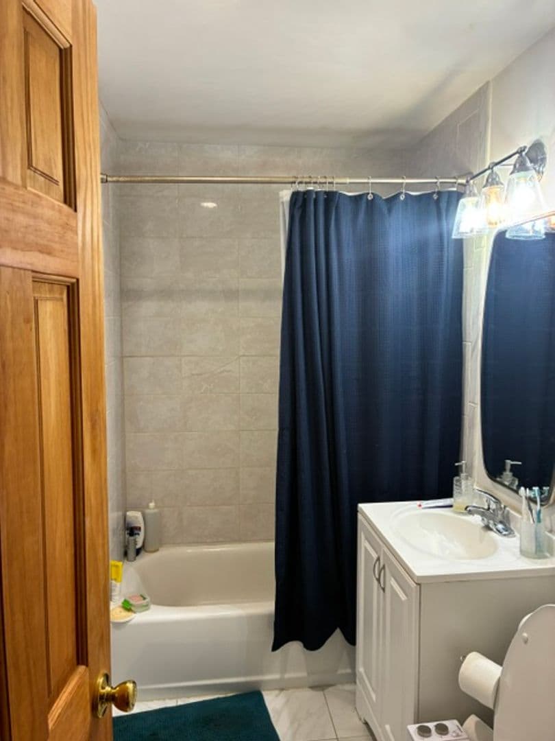 Santa Fe House: 1609 Caminito Monica
