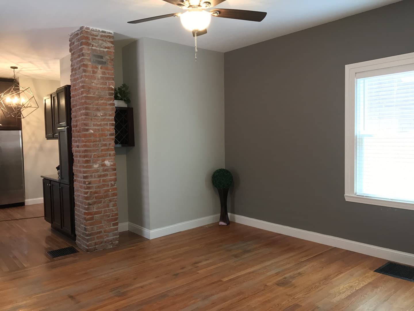 St. Louis House: 5122 Daggett