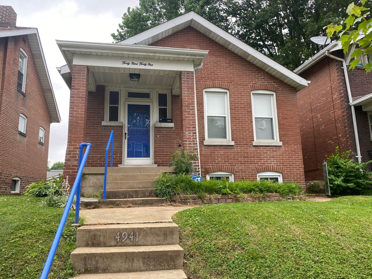 St. Louis House: 4941 Itaska