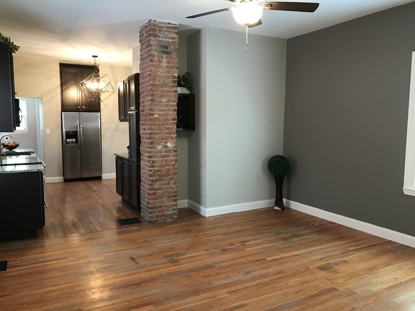 St. Louis House: 5122 Daggett