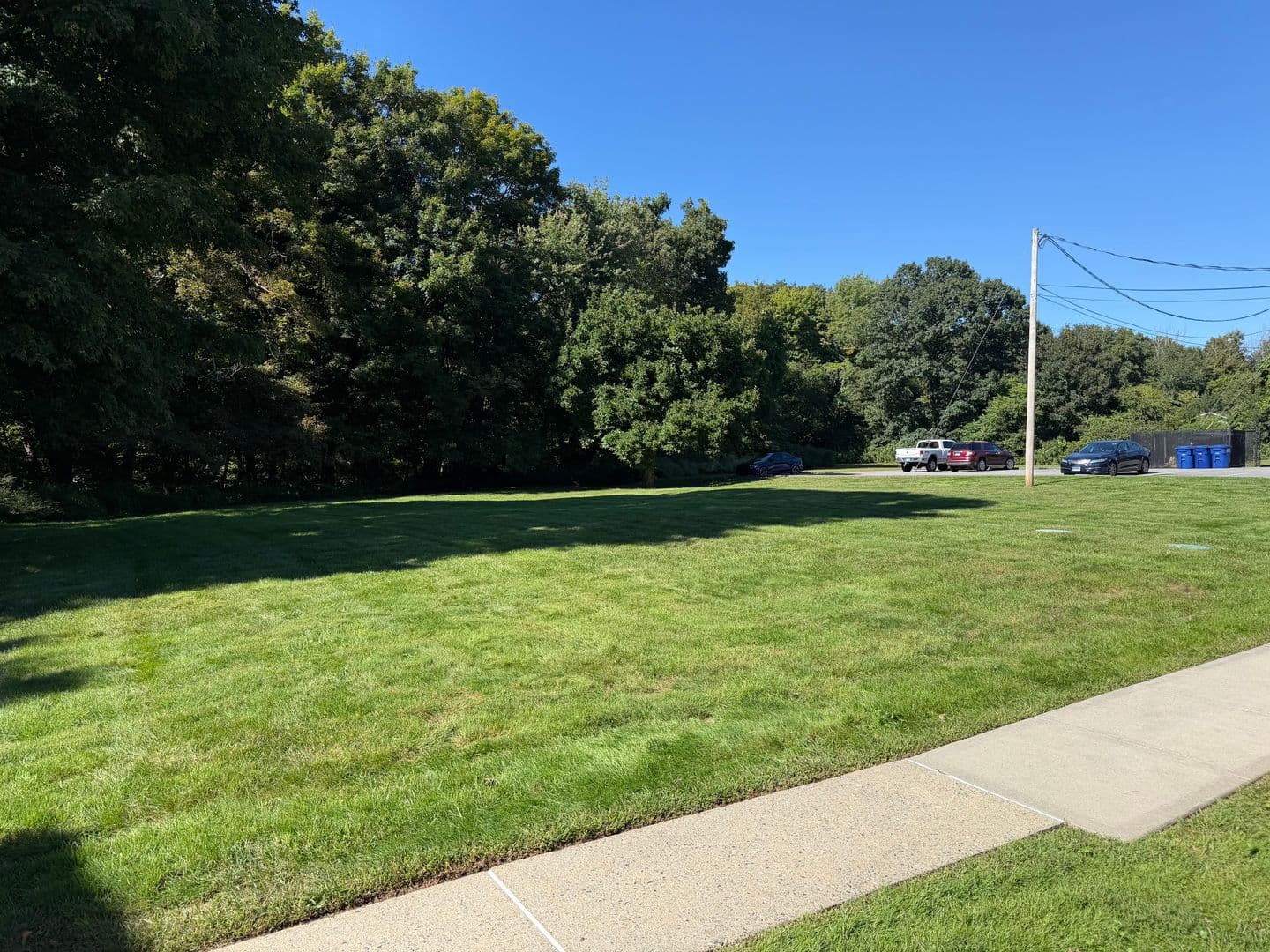 Bozrah Apartment: 195 Fitchville Rd.
