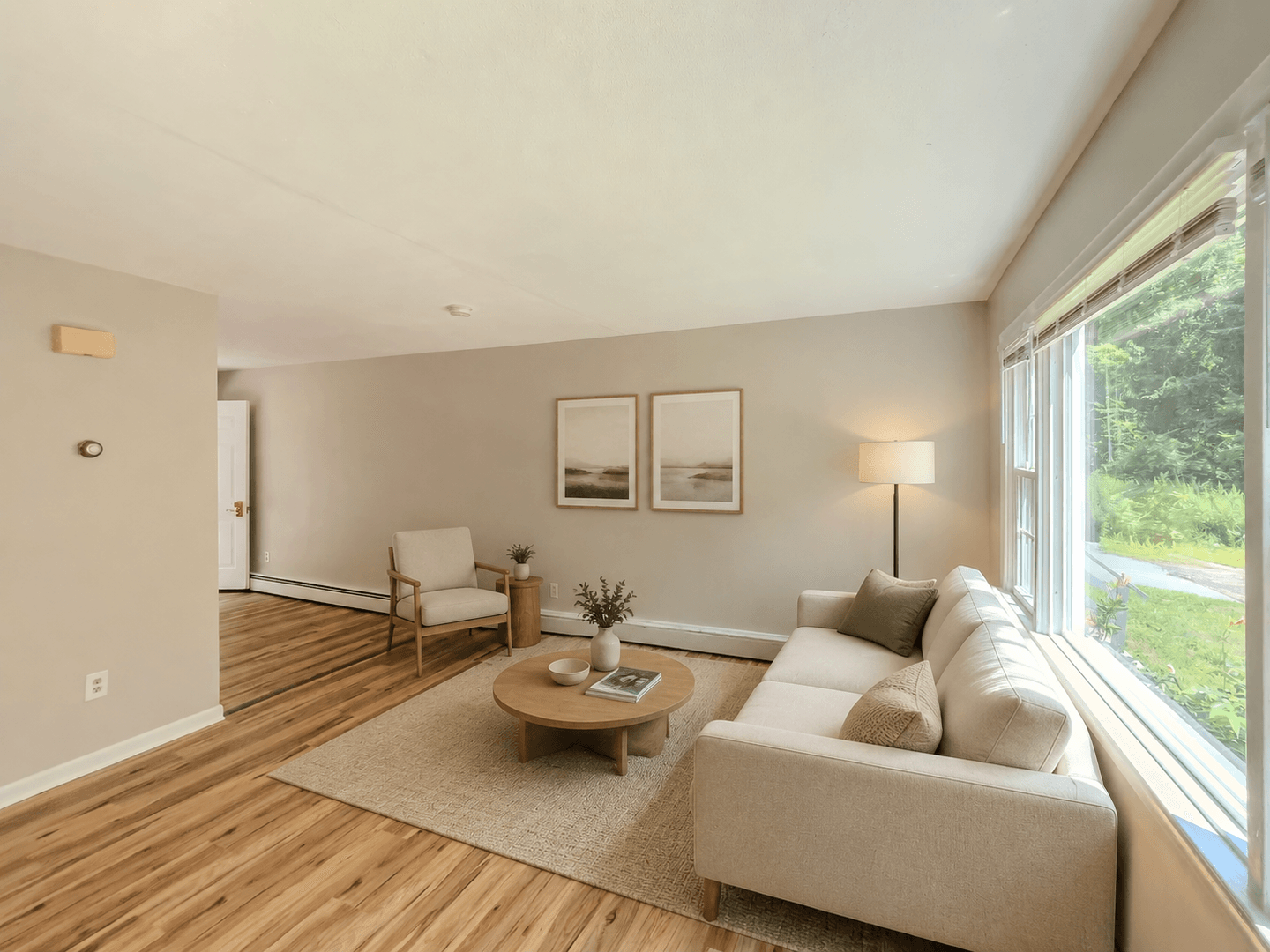 Oakdale Apartment: 73 Velgouse Rd
