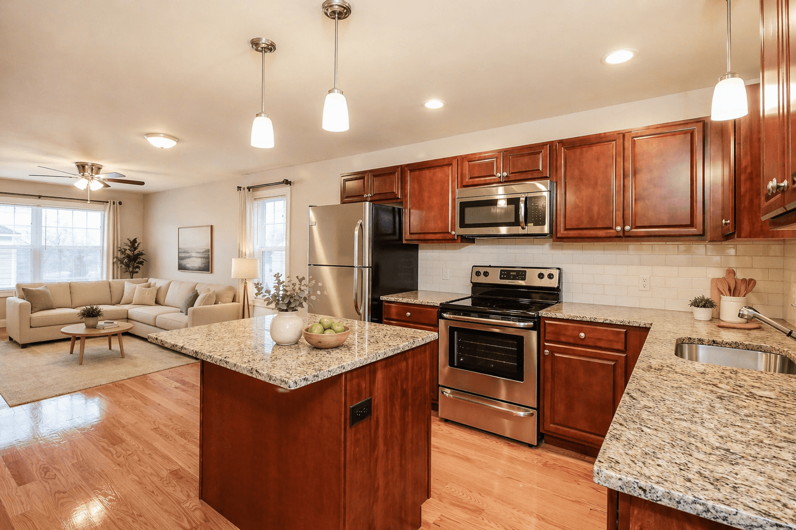 Norwich Apartment: 1201- 1310 River View Lane