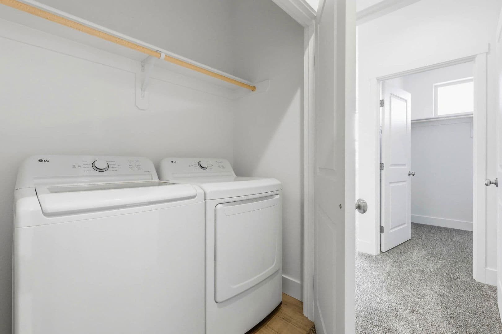 Pasco Townhome: 6820 W Court St
