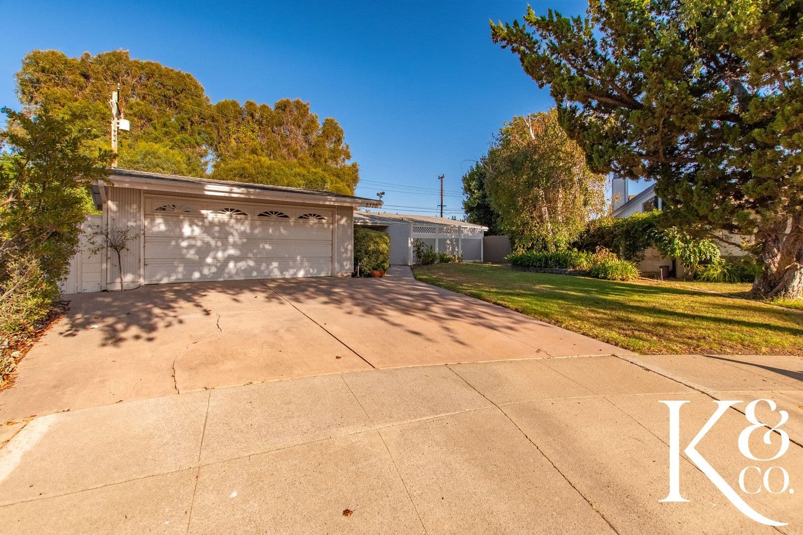 Thousand Oaks House: 2320 Aldrich Circle