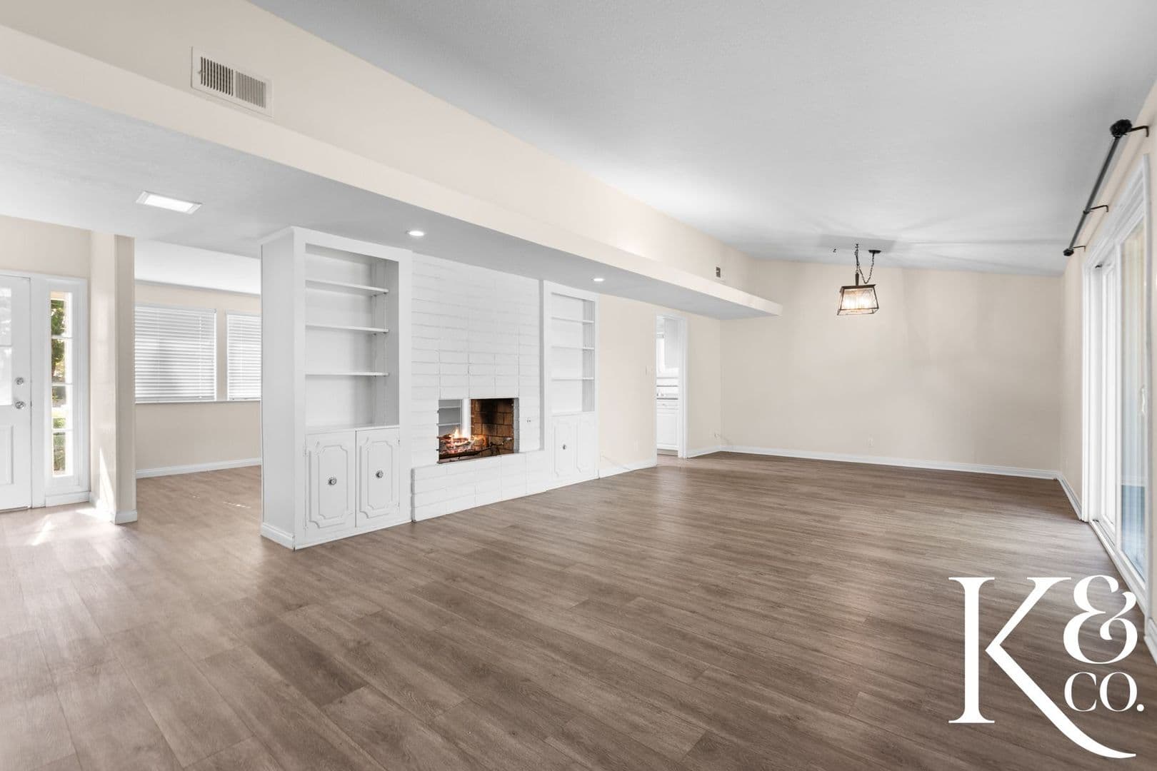 Thousand Oaks House: 2320 Aldrich Circle