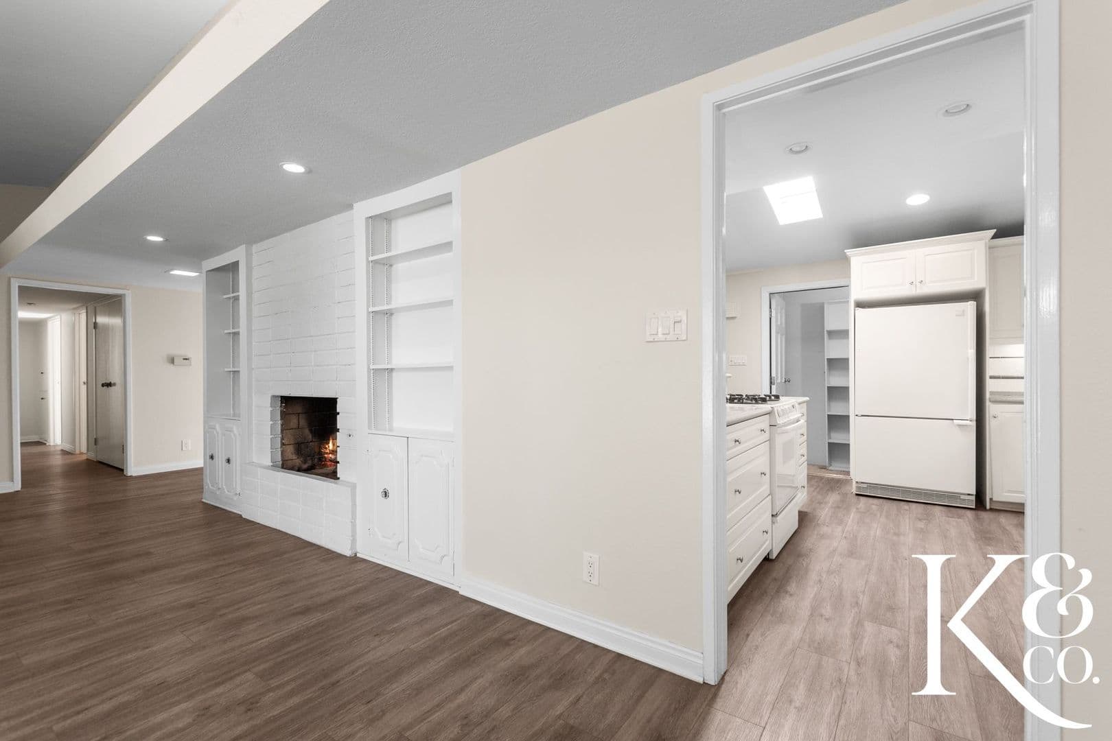 Thousand Oaks House: 2320 Aldrich Circle