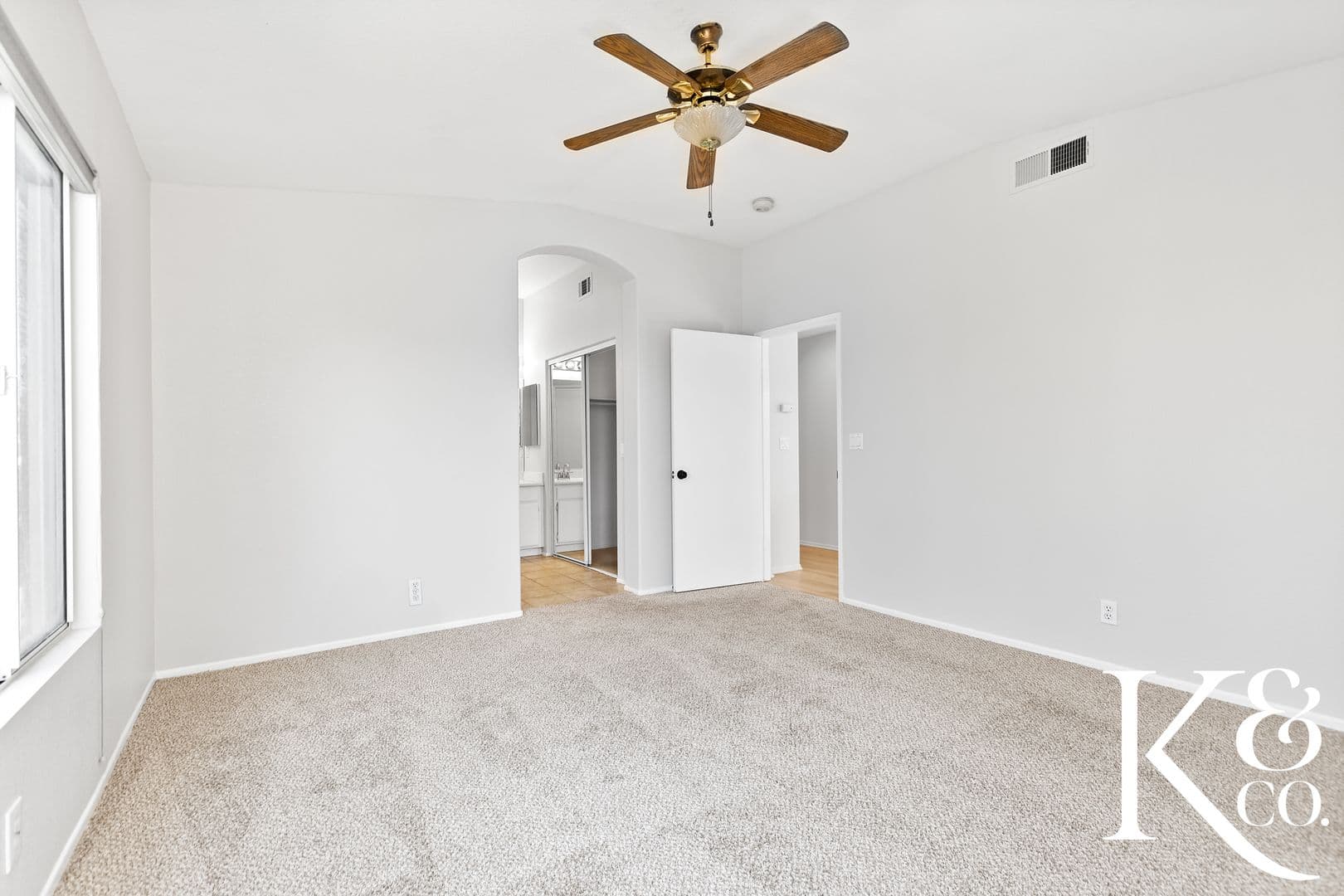 Camarillo House: 549 Avenida Magdalena