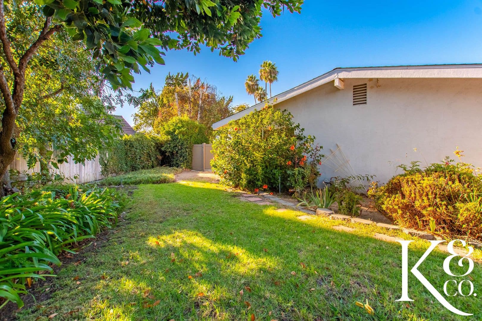Thousand Oaks House: 2320 Aldrich Circle