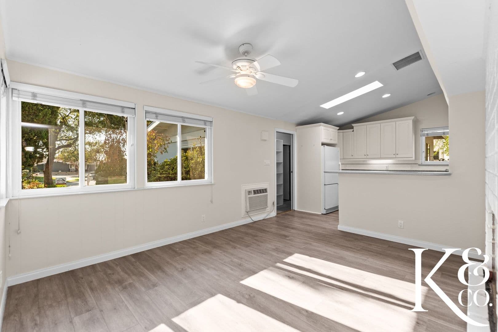 Thousand Oaks House: 2320 Aldrich Circle