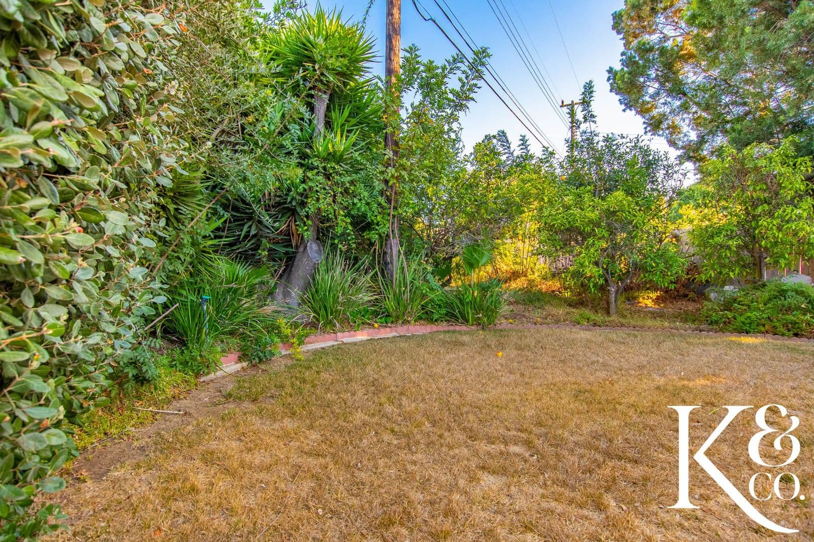 Thousand Oaks House: 2320 Aldrich Circle