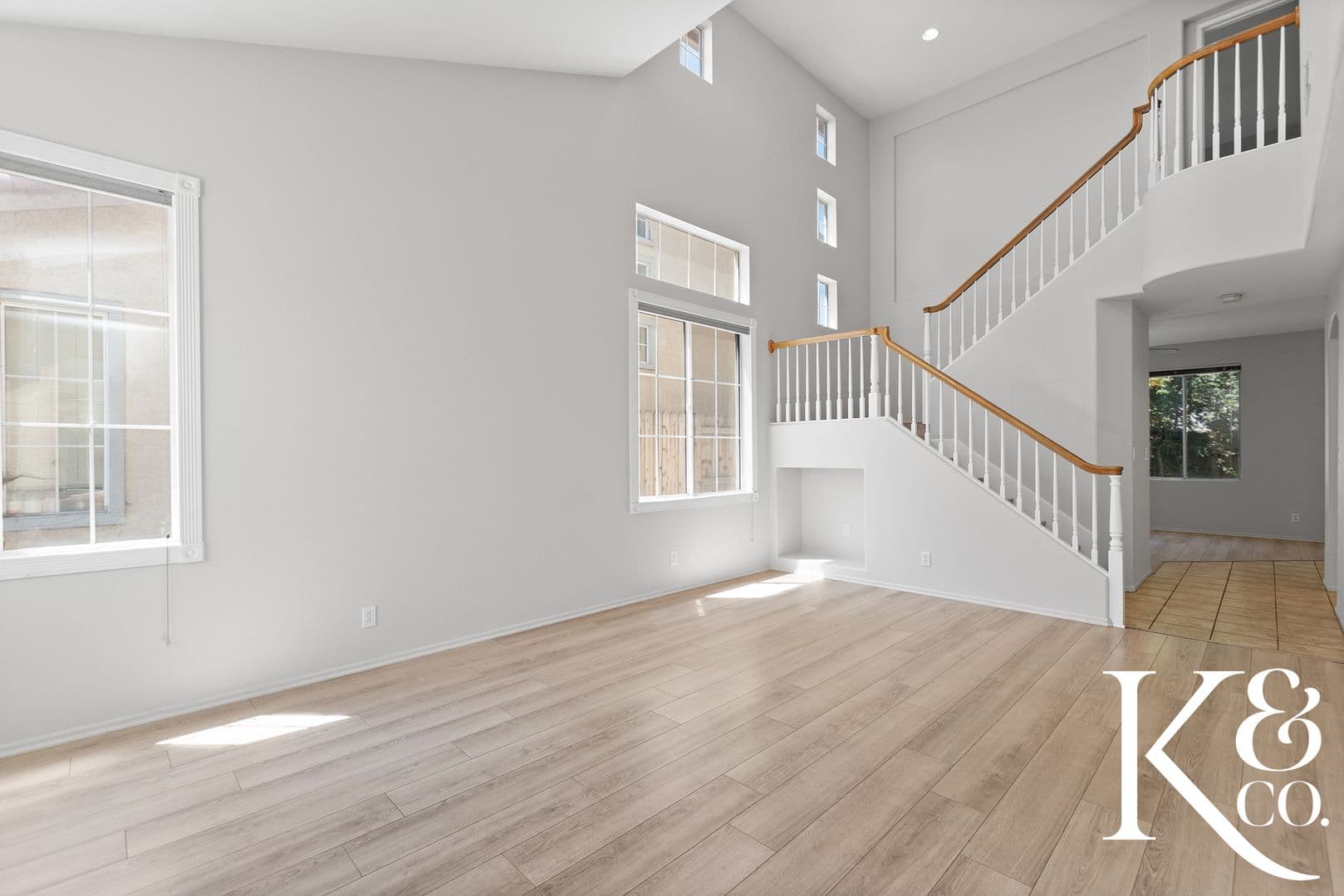 Camarillo House: 549 Avenida Magdalena