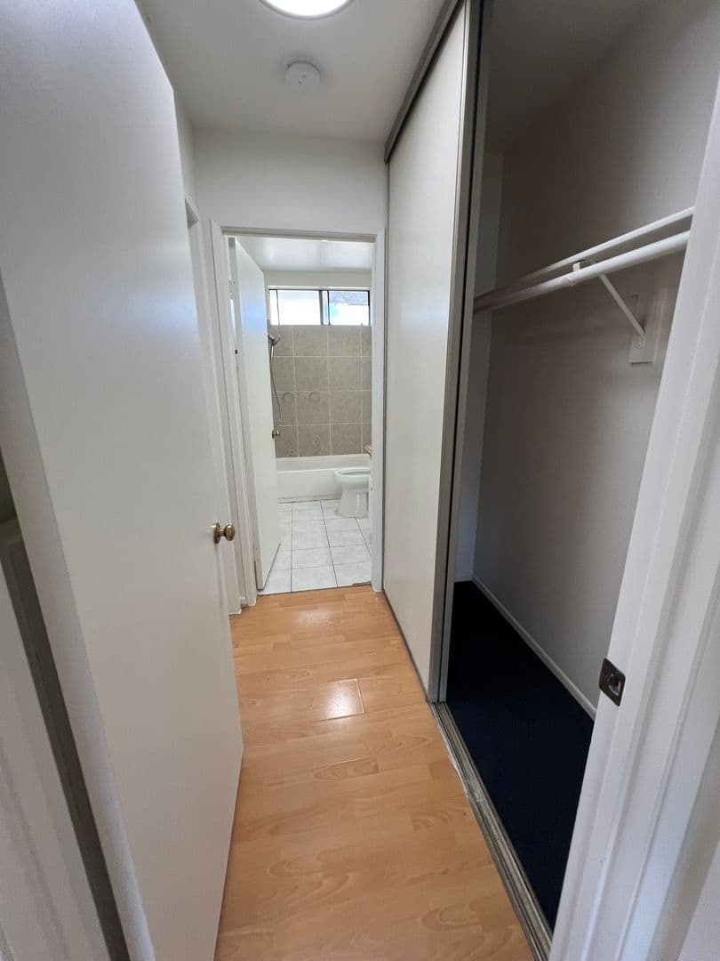 Glendale Apartment: 1001 Orange Grove Ave