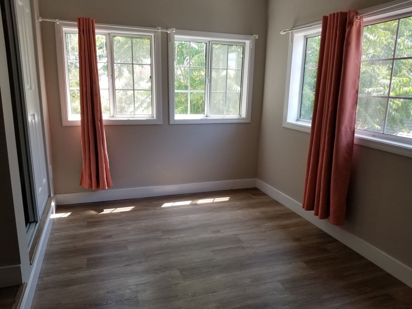 LOS ANGELES Apartment: 1234 - 1236 W. 22ND ST.