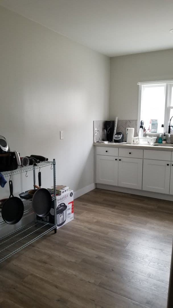 LOS ANGELES Apartment: 1234 - 1236 W. 22ND ST.