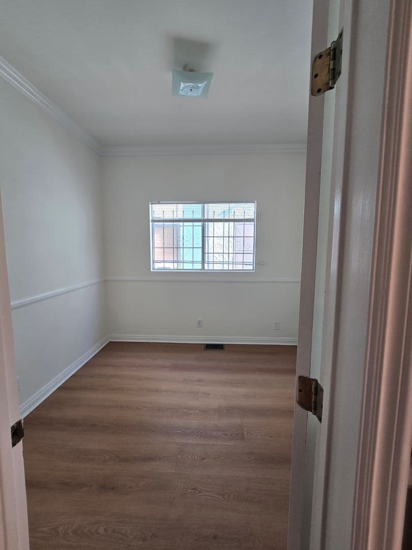 Los Angeles Apartment: 357 N. Ogden Dr.