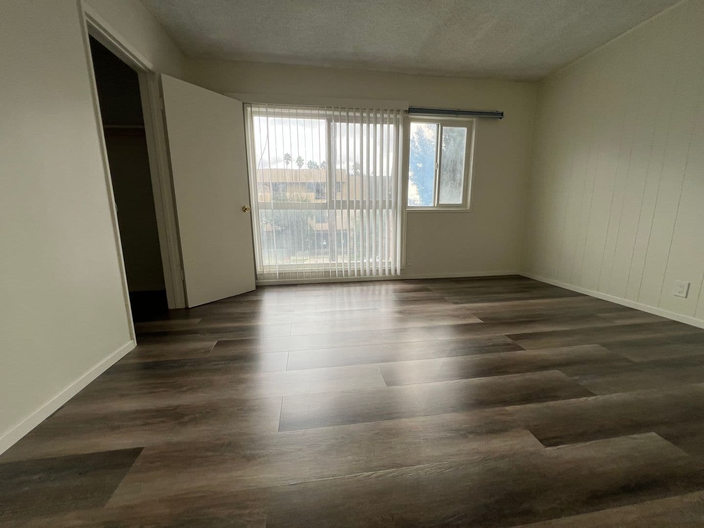 Los Angeles Apartment: 741 S. Hobart Blvd.