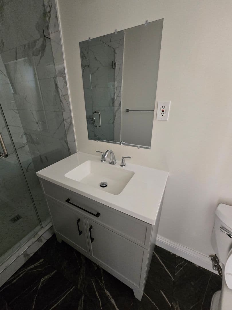 Los Angeles Apartment: 357 N. Ogden Dr.
