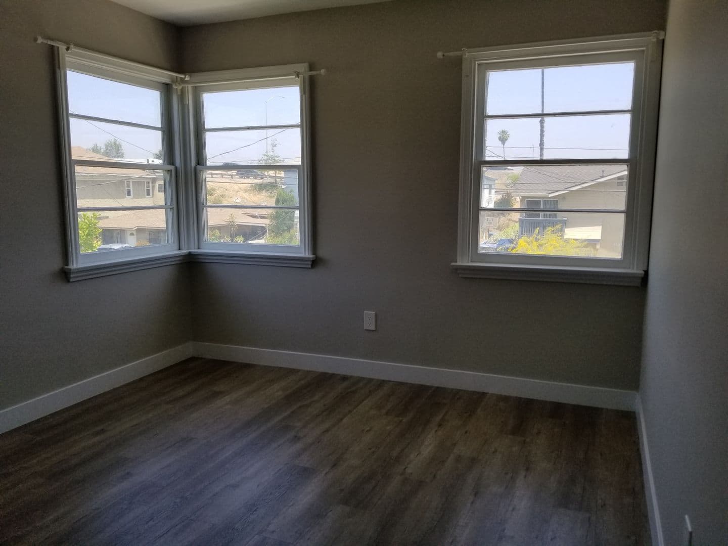 LOS ANGELES Apartment: 1234 - 1236 W. 22ND ST.