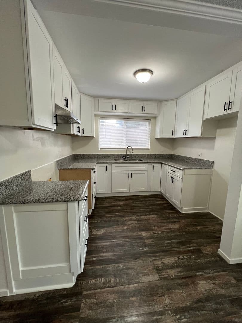 Los Angeles Apartment: 741 S. Hobart Blvd.