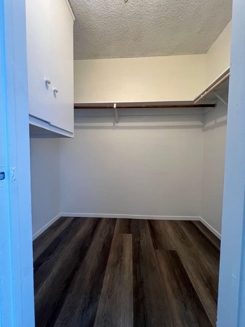 Los Angeles Apartment: 741 S. Hobart Blvd.
