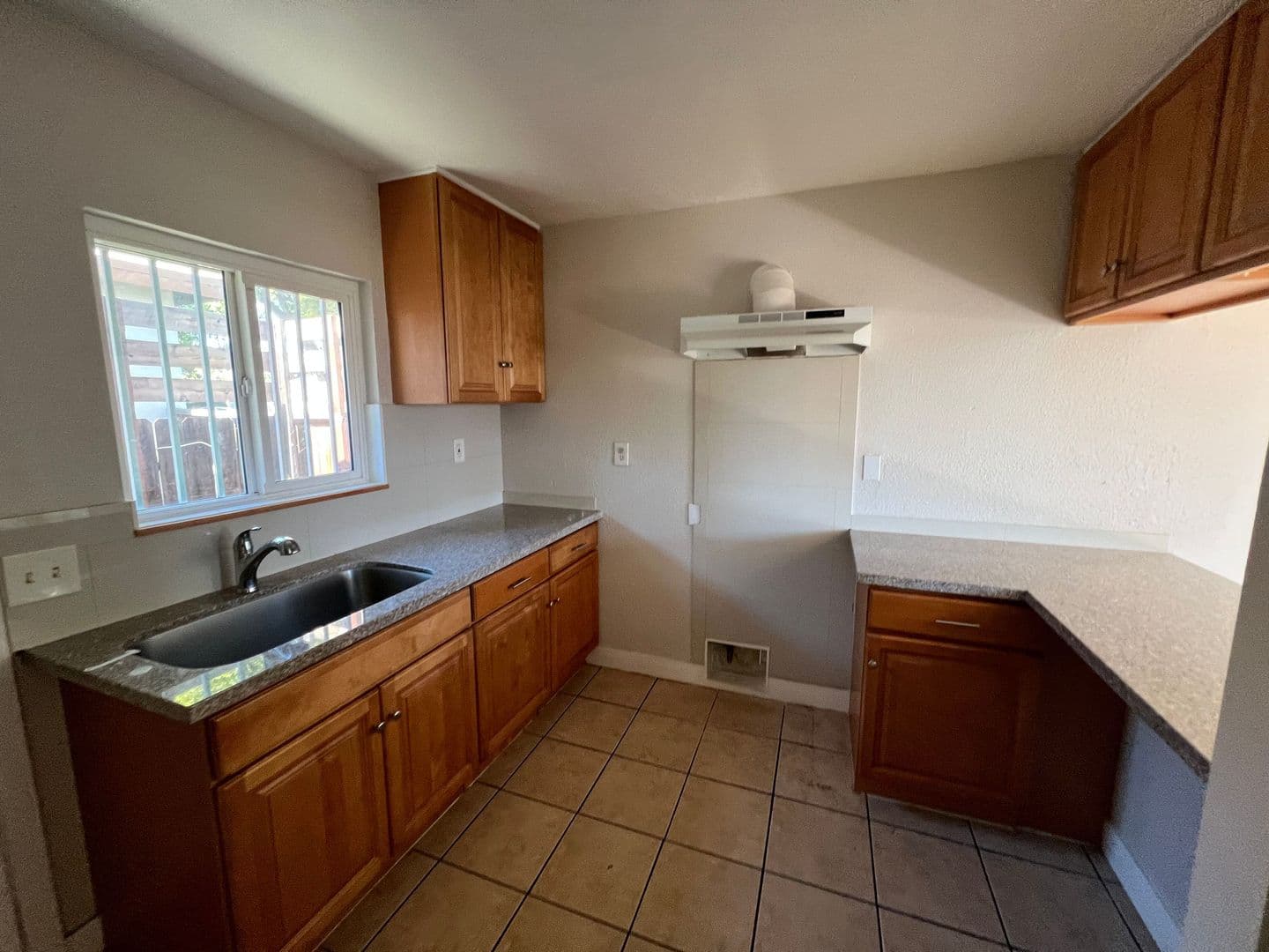 San Bernardino Apartment: 273 East 18th Street