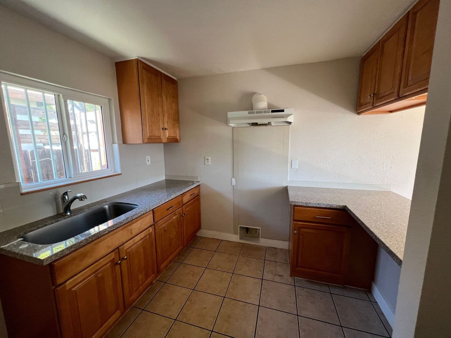 San Bernardino Apartment: 273 East 18th Street