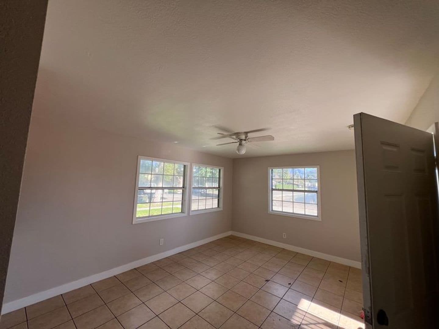 San Bernardino Apartment: 273 East 18th Street