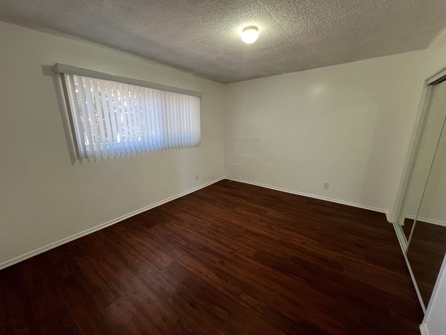 Los Angeles Apartment: 5192 West 20th St.