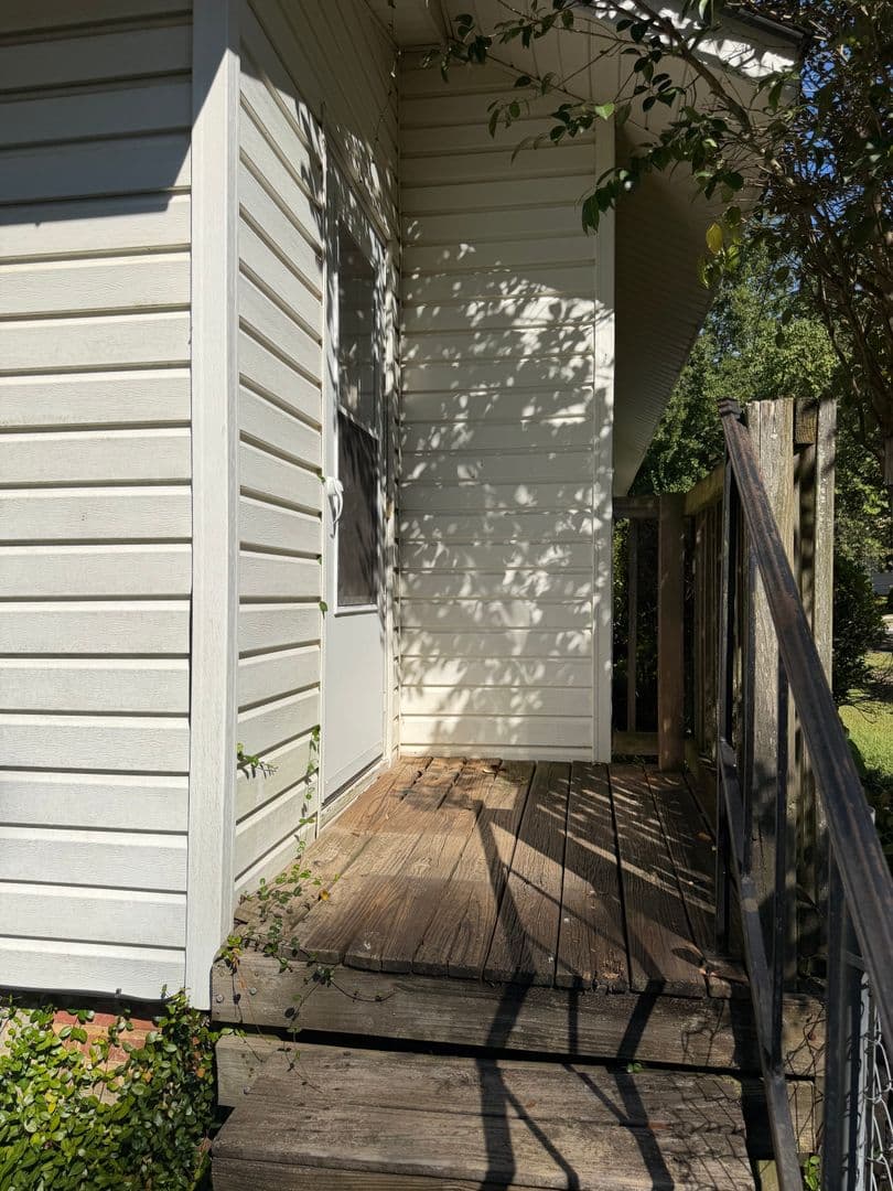 Opelika House: 2205 2nd Ave.