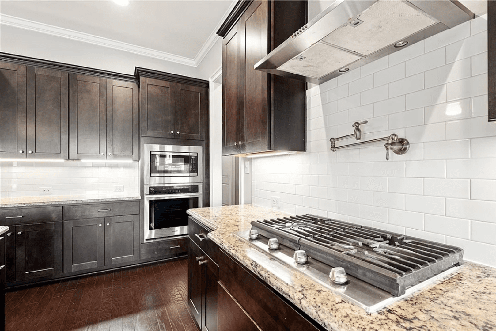 Opelika House: 856 Violet Ln