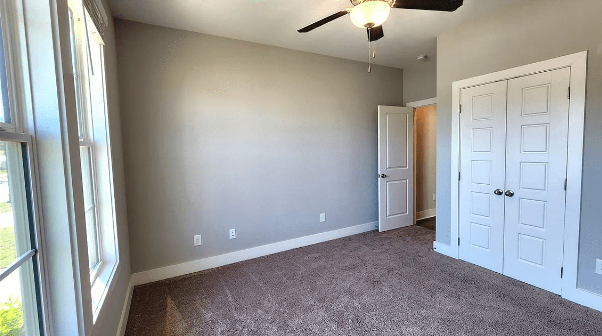 Opelika House: 648 Village Dr.