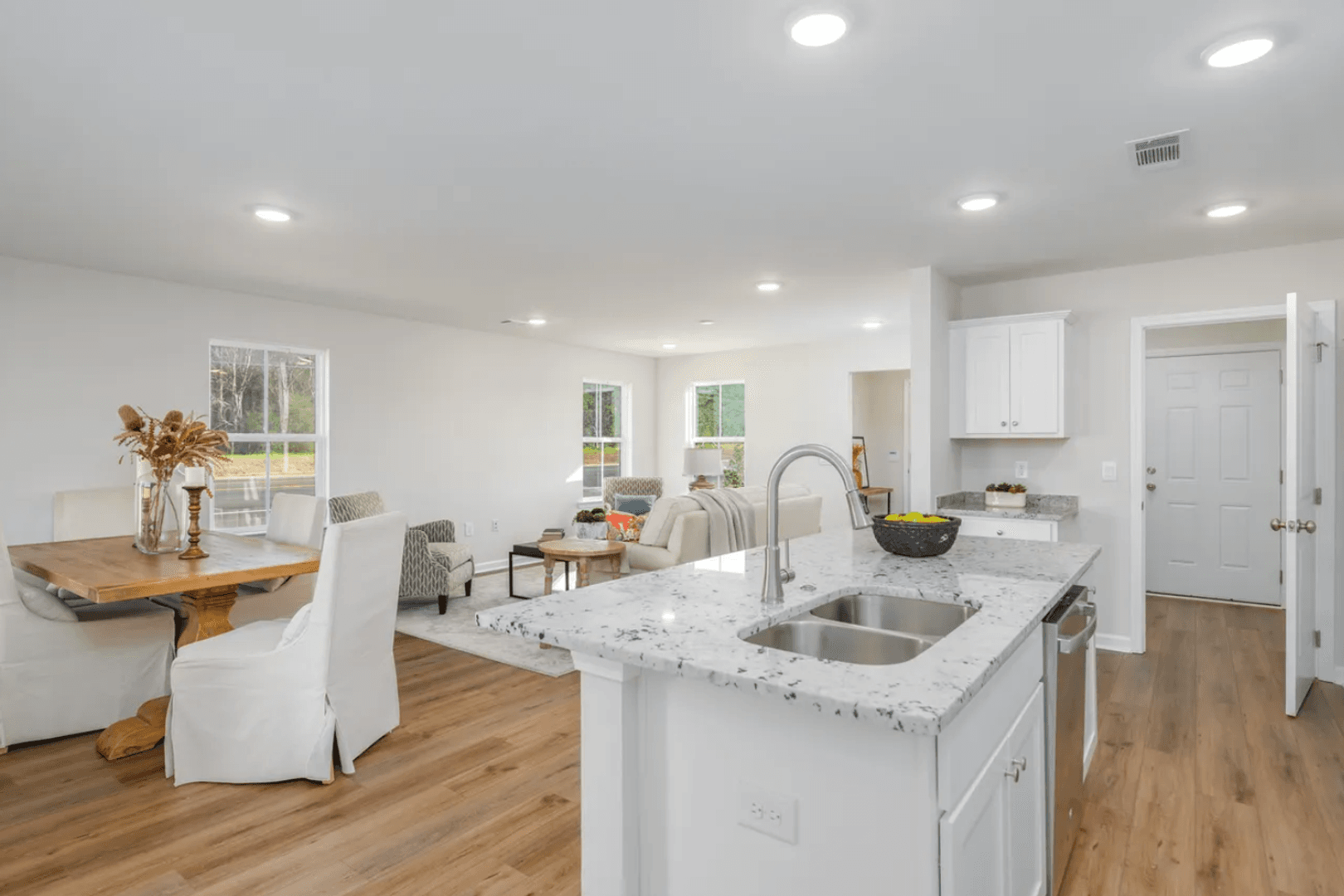 Wetumpka House: 18 Coolidge Dr.
