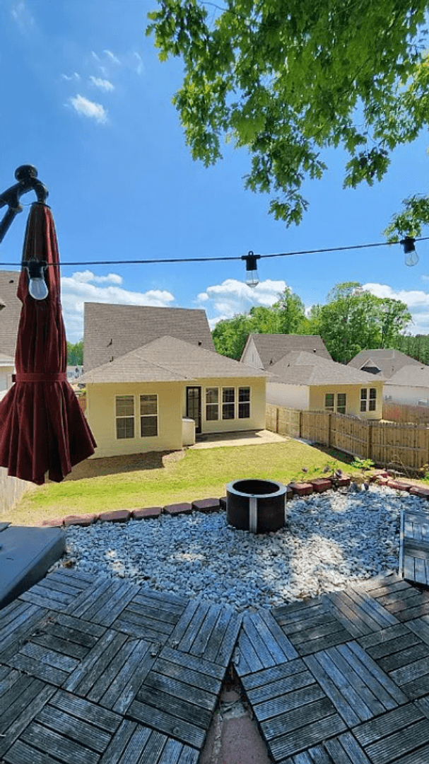 Opelika House: 648 Village Dr.