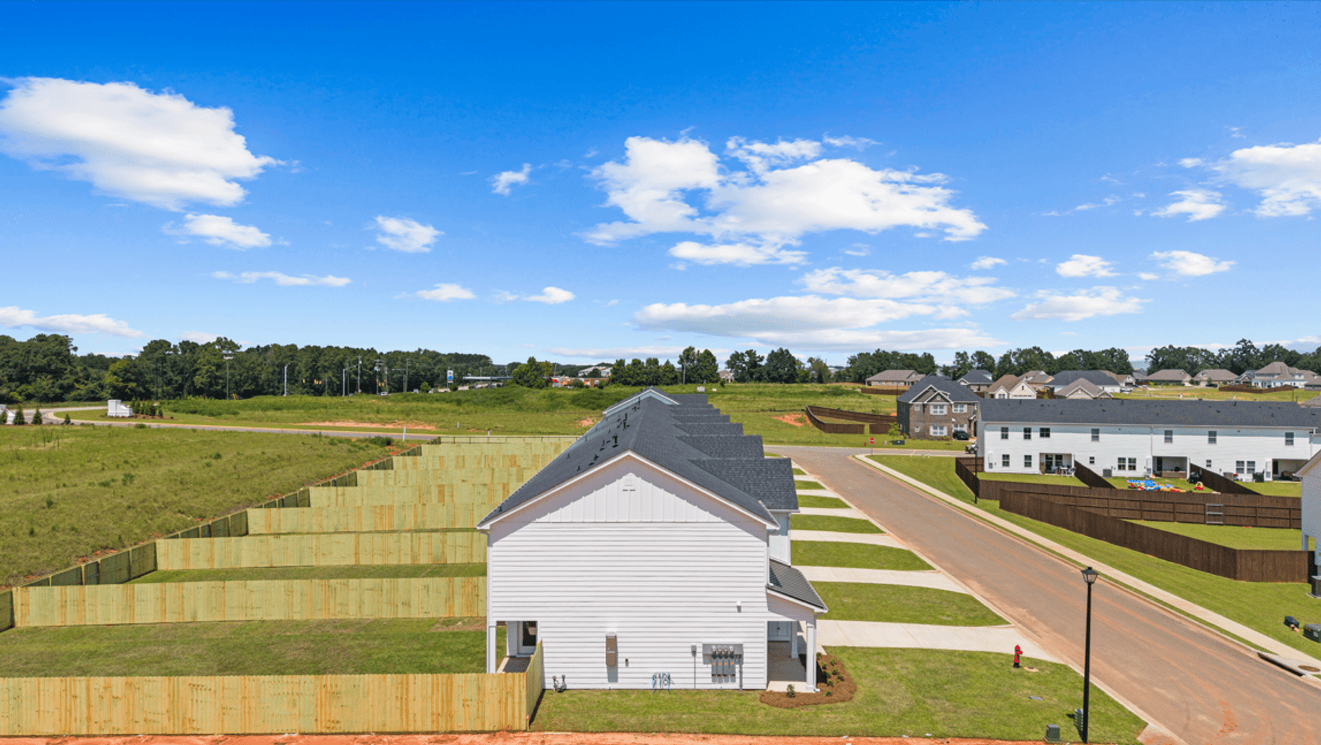 Enterprise Townhome: 202 Clifton Dr.