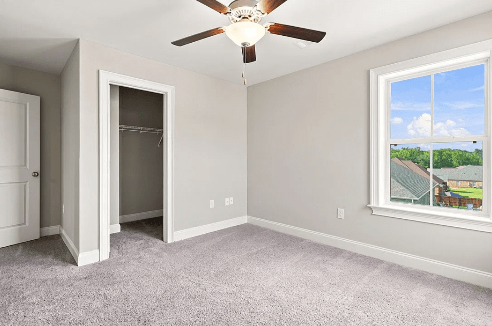 Opelika House: 856 Violet Ln