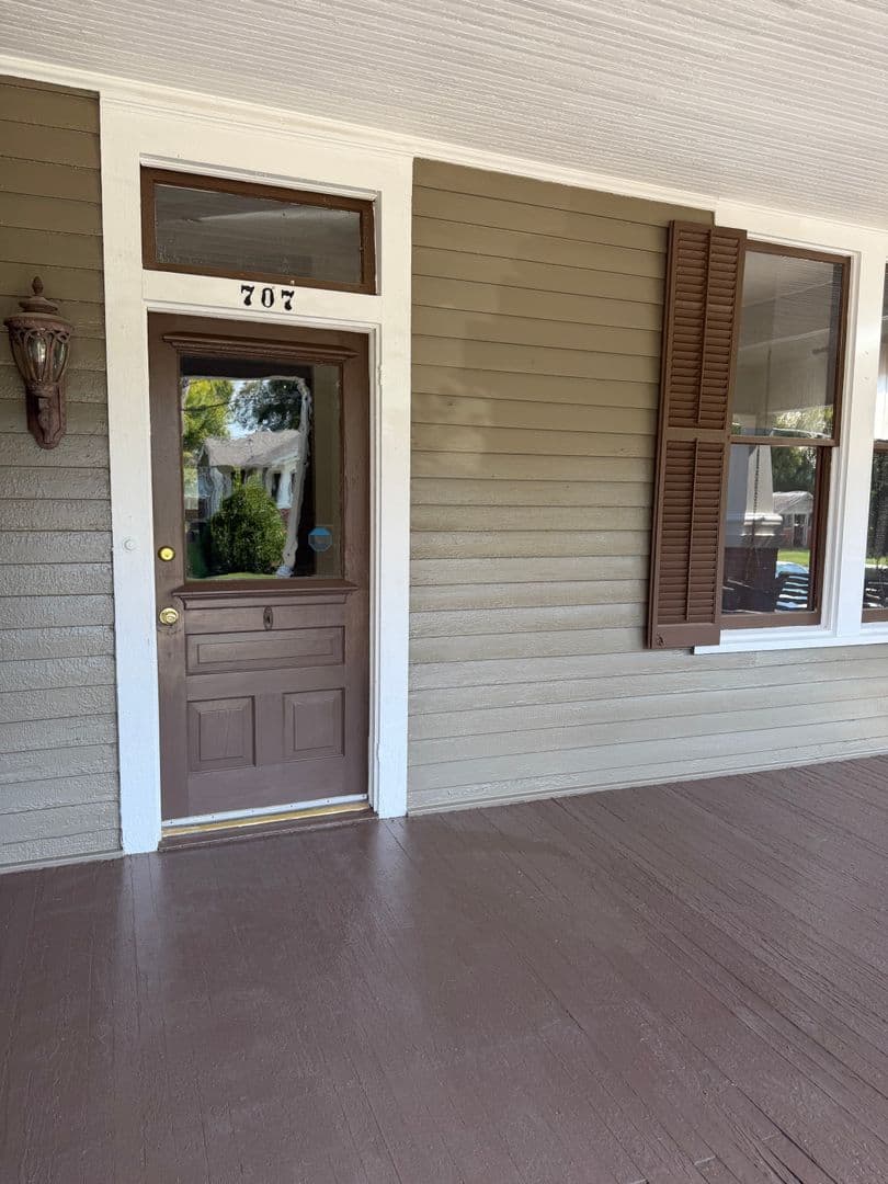 Opelika House: 707 Ave. D