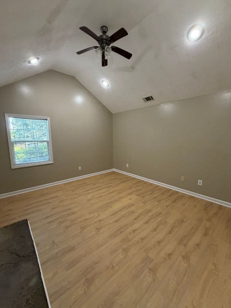 Opelika House: 503 Lake Condy Rd.