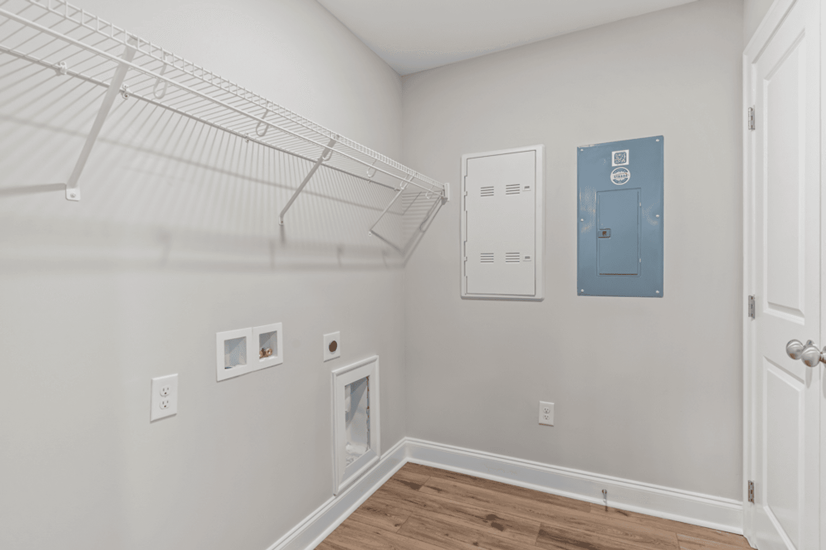 Enterprise Townhome: 212 Clifton Dr.