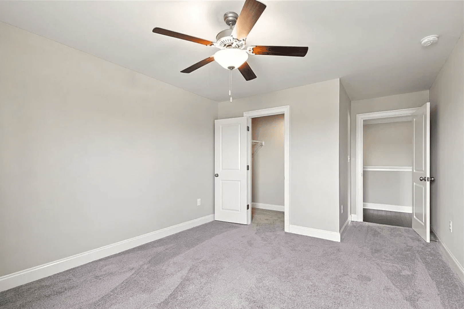Opelika House: 856 Violet Ln