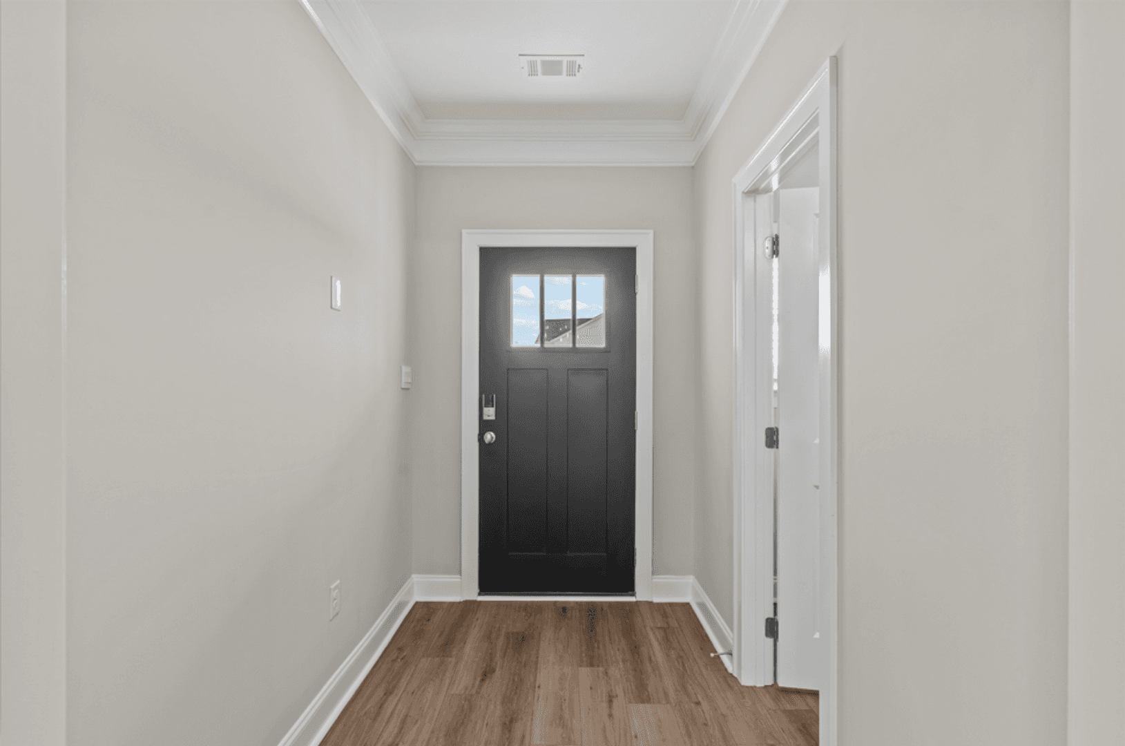 Enterprise Townhome: 200 Clifton Dr.