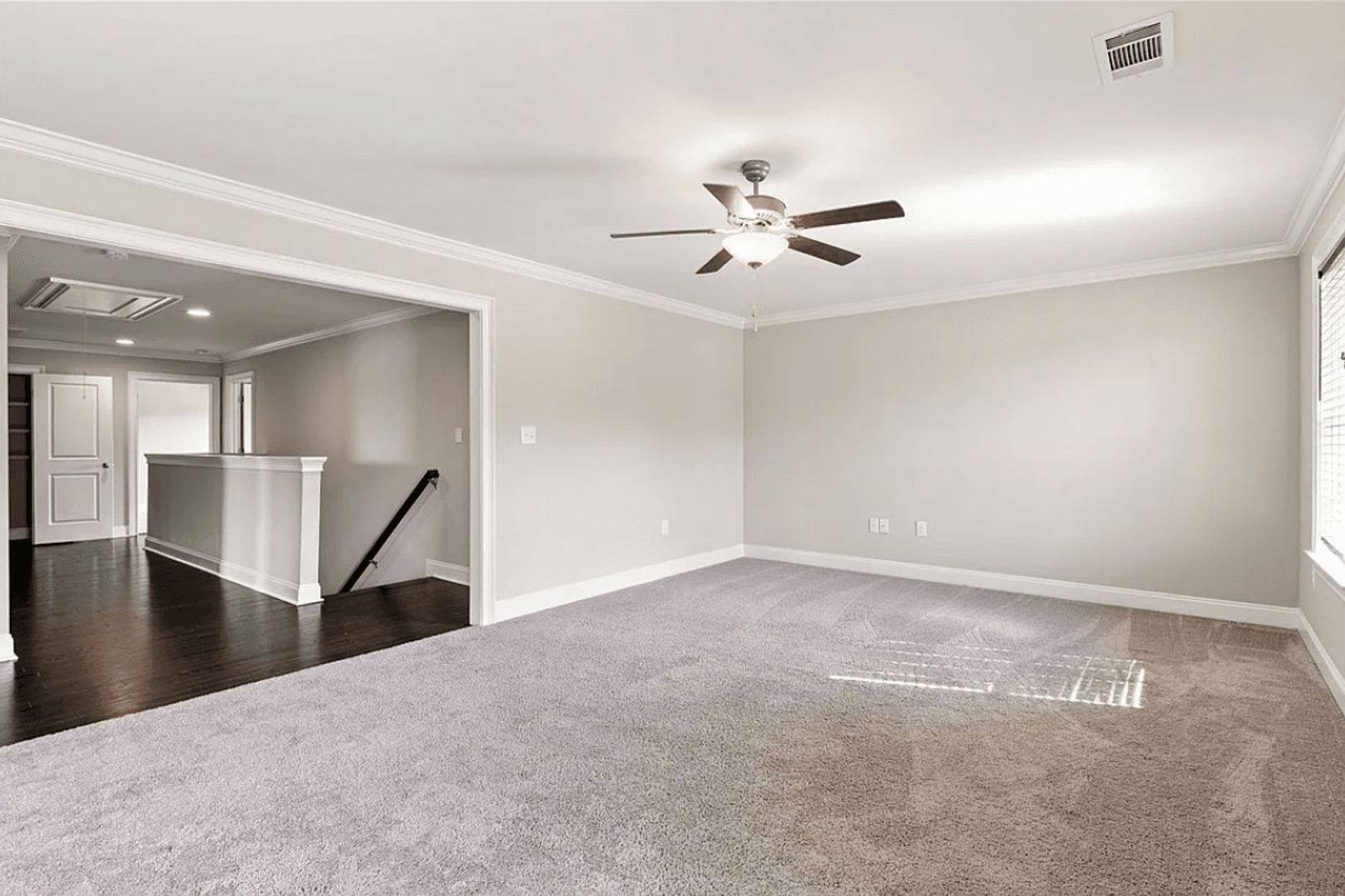 Opelika House: 856 Violet Ln