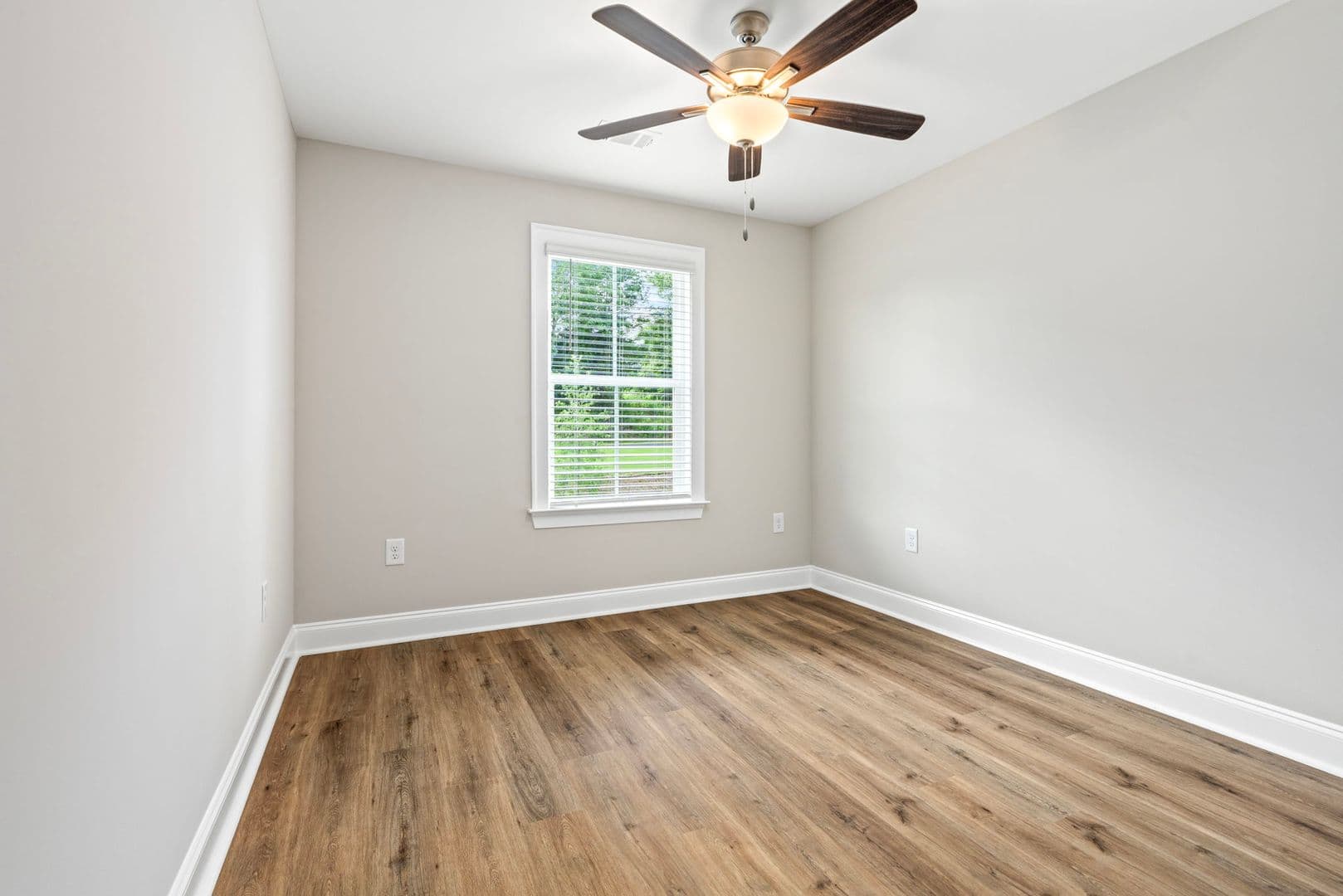 Auburn Townhome: 904 Winslow Ct.