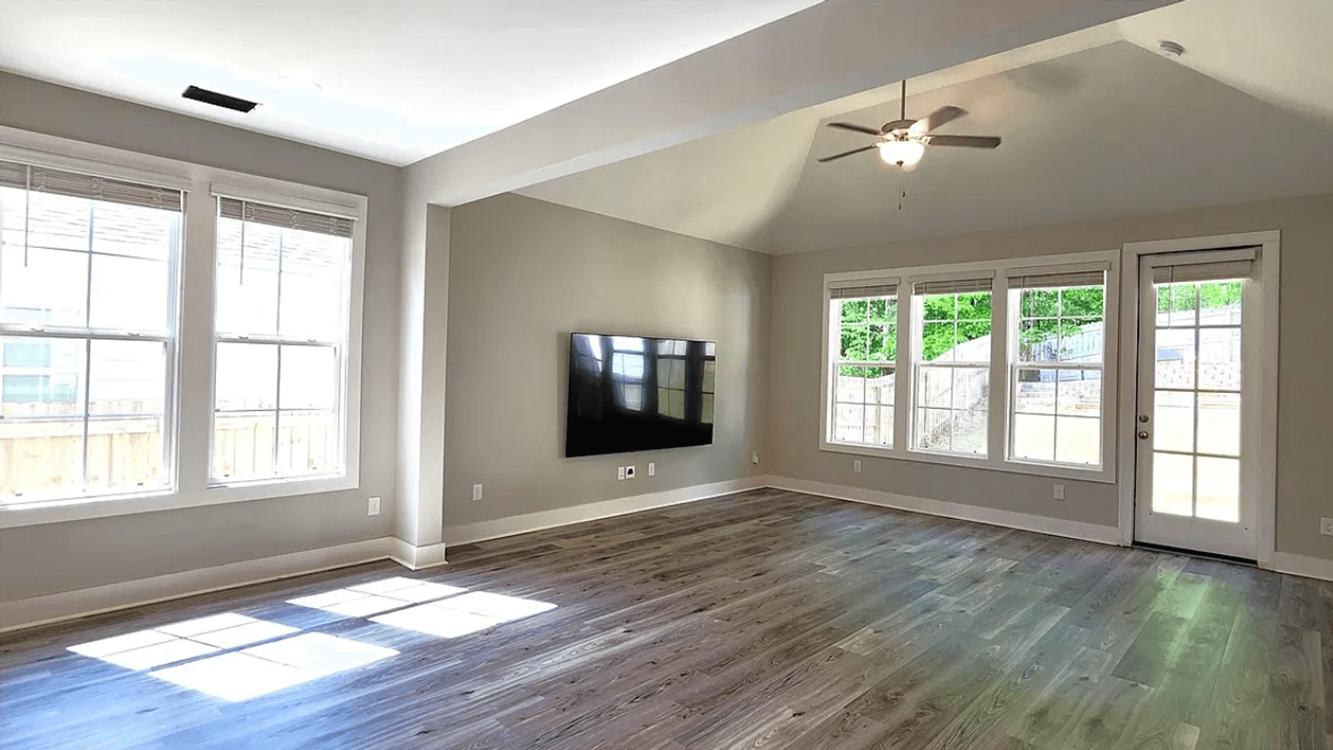 Opelika House: 648 Village Dr.